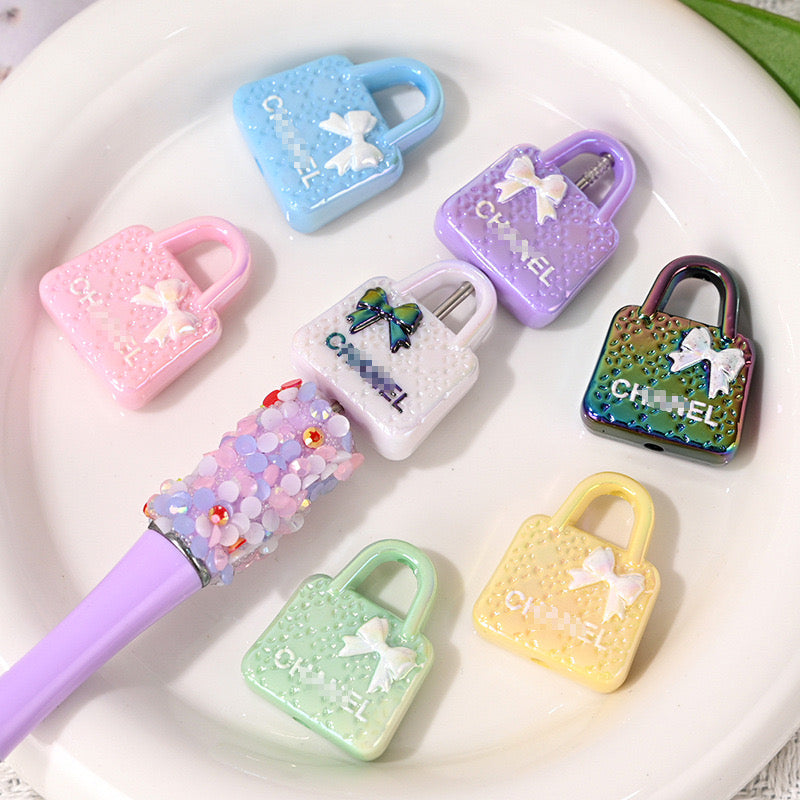 LUXURY-Beads -Mini Bags with Signage 20×30mm 10 pcs