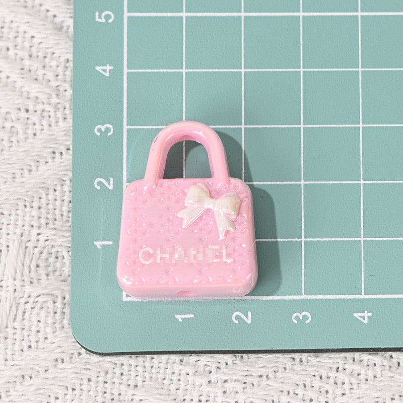 LUXURY-Beads -Mini Bags with Signage 20×30mm 10 pcs