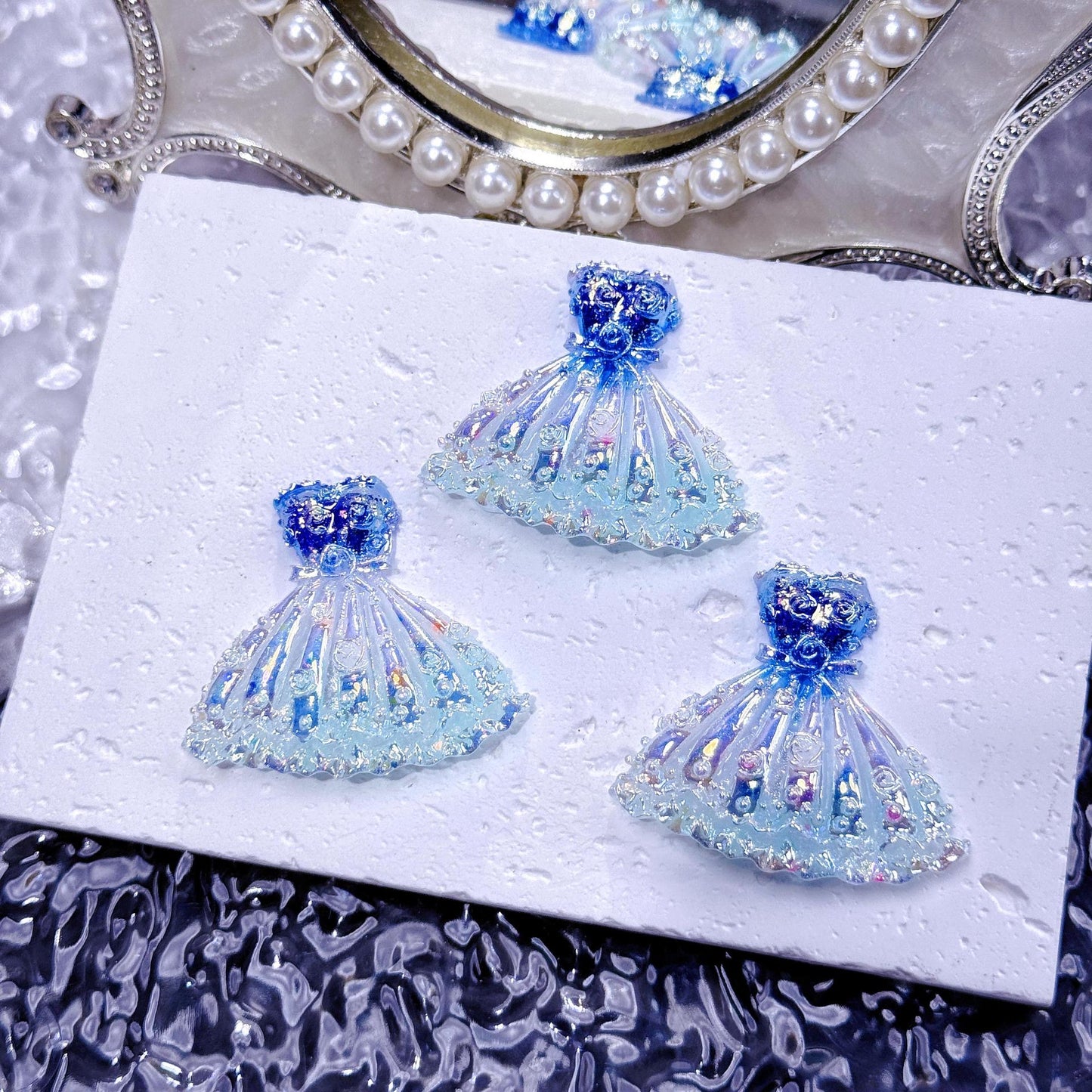 CREATIVE-Bling Luminous Dress 46*43 mm 10 pcs