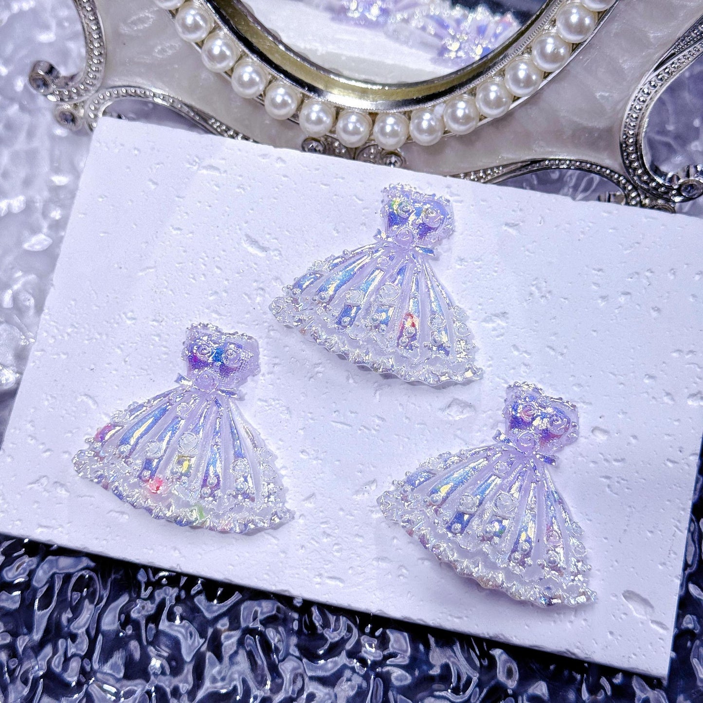 CREATIVE-Bling Luminous Dress 46*43 mm 10 pcs