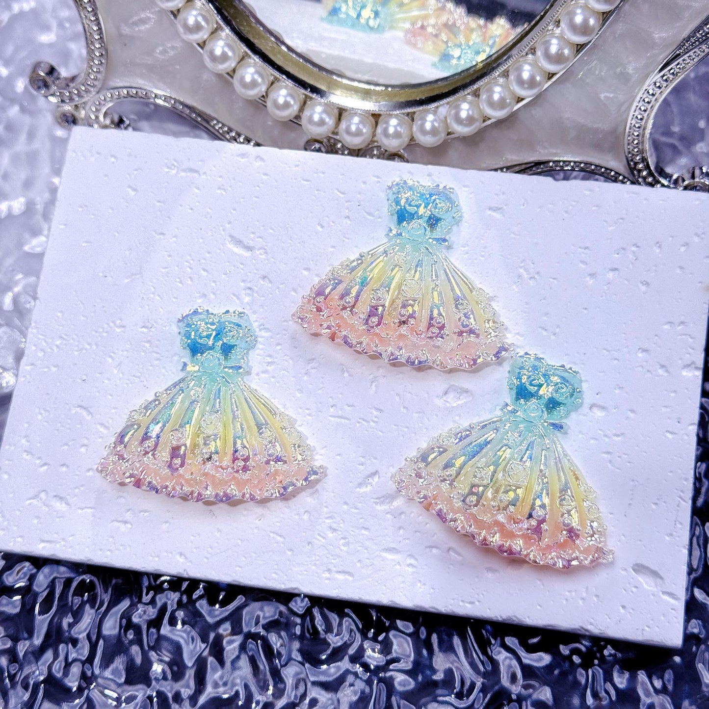 CREATIVE-Bling Luminous Dress 46*43 mm 10 pcs