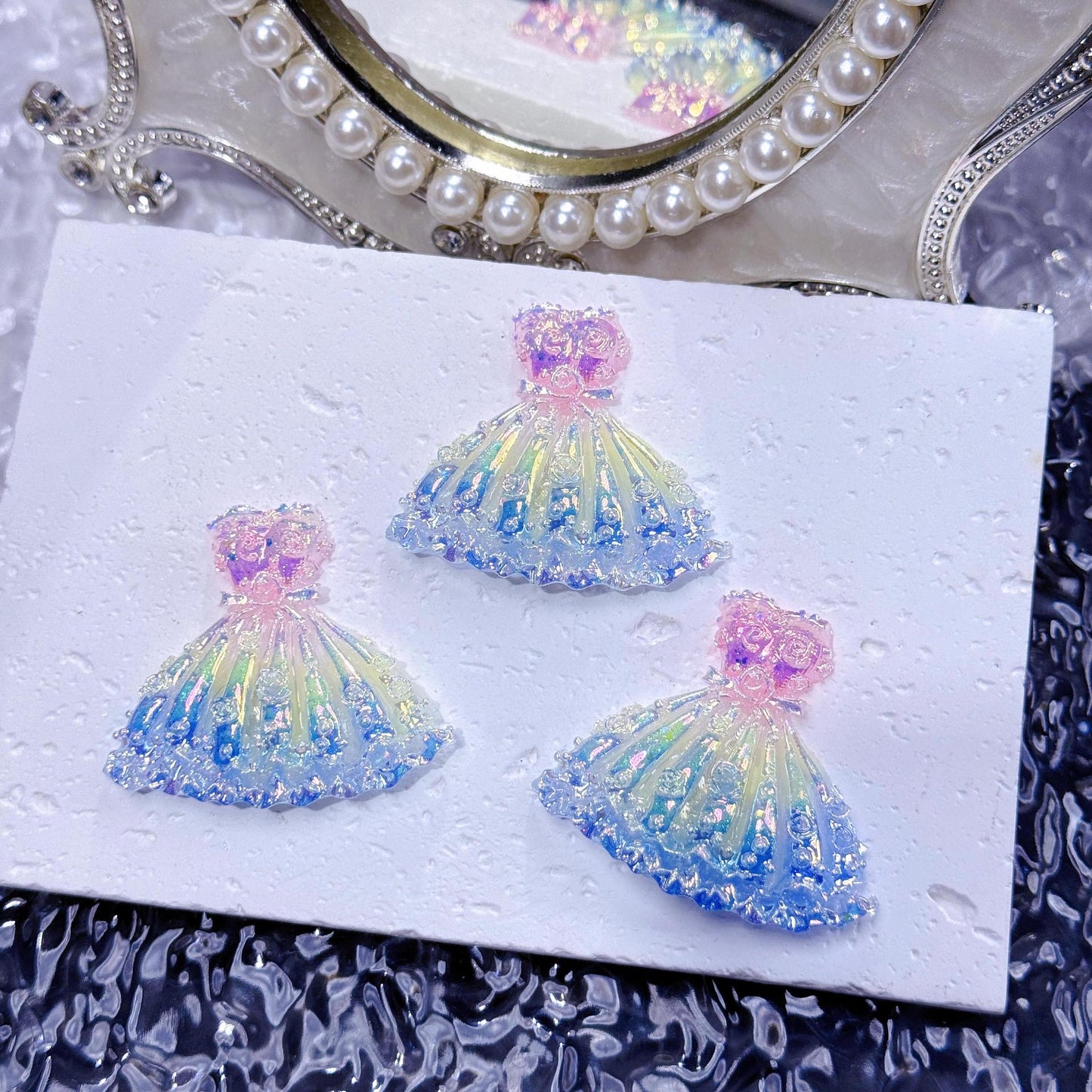 CREATIVE-Bling Luminous Dress 46*43 mm 10 pcs